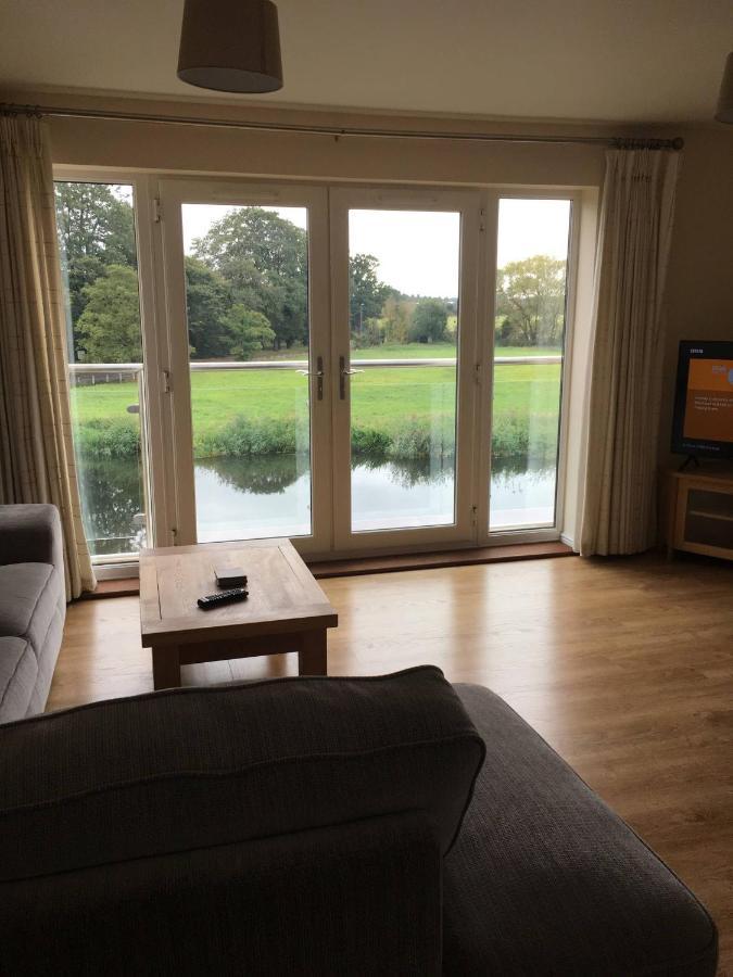 Penthouse Apartment On The River - 65 Skipper Way Saint Neots Εξωτερικό φωτογραφία